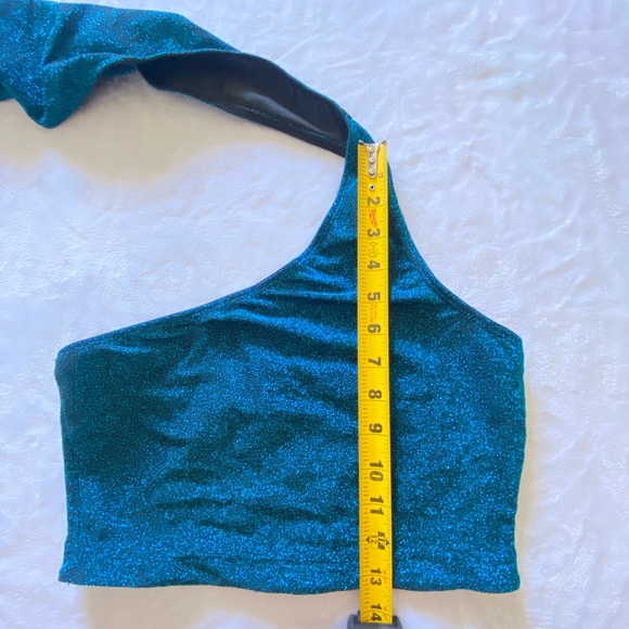 One Shoulder, Blue, Crop Top, Never Worn, Size Medium! - Picture 3 of 4